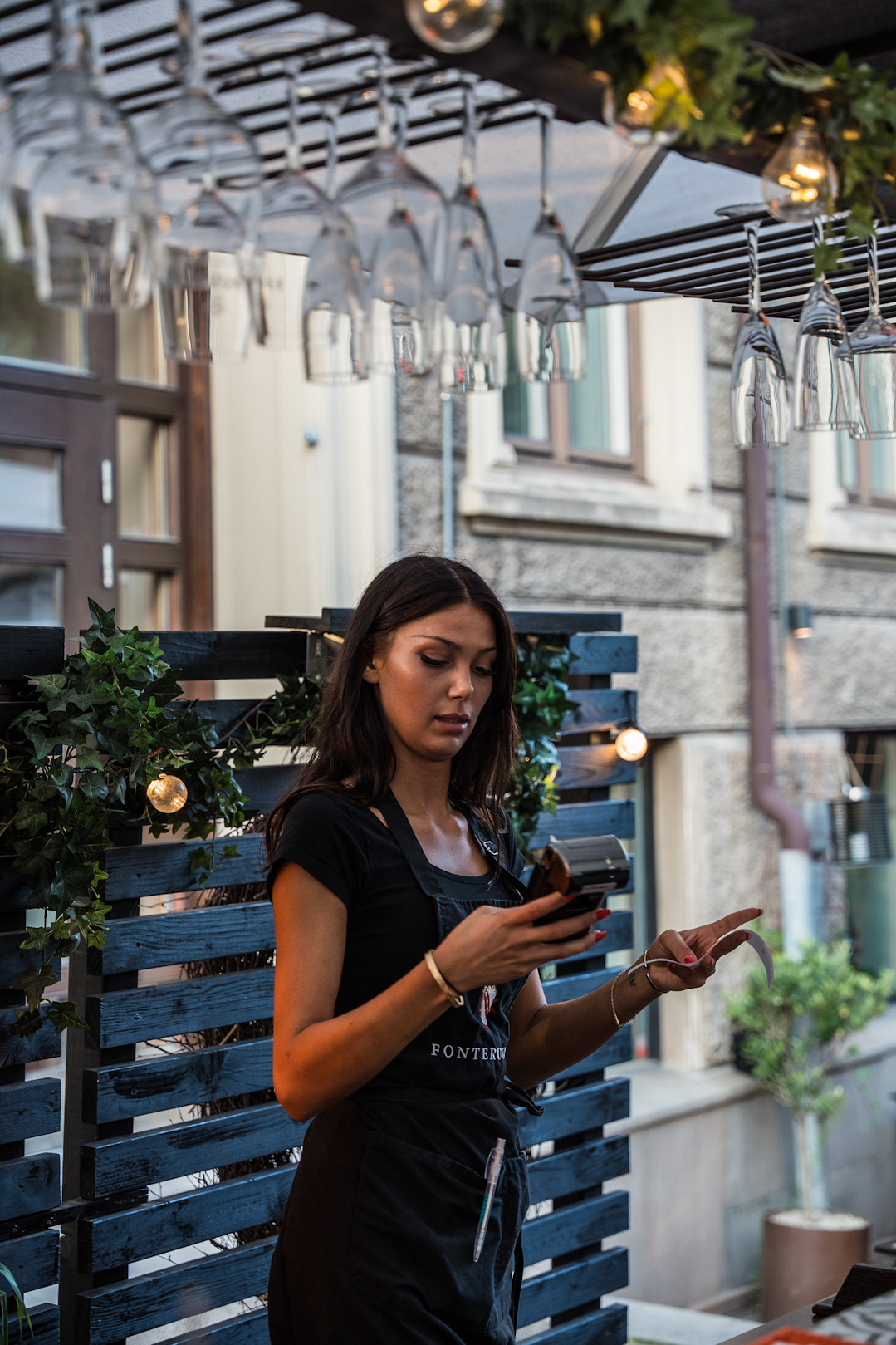 D4699B6F-5086-4487-A740-2F251DEBBC1B